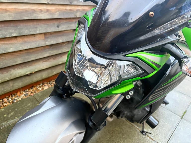 2019 / 69 Kawasaki Z650ABS £4500 Green 3291 miles. 