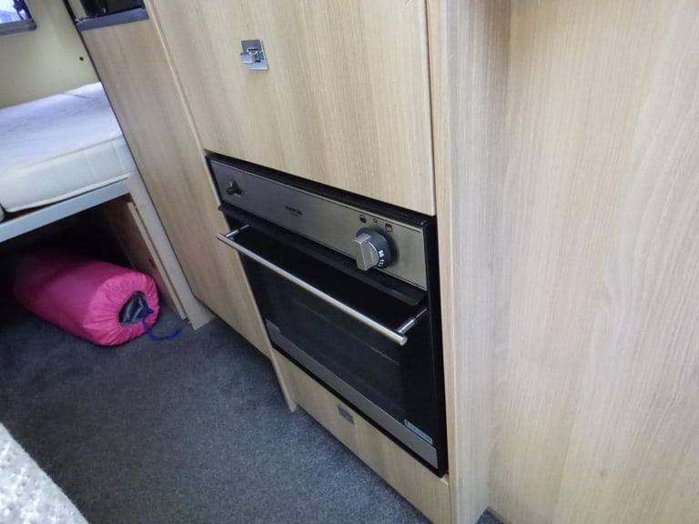 Auto-Trail Tribute 669 DIESEL MANUAL 2015/15