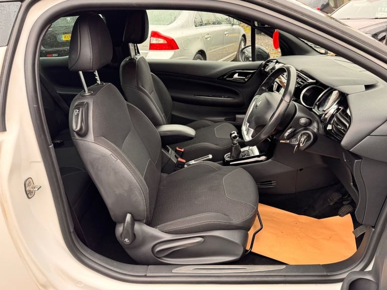 2014 Citroen DS3 1.6 e-HDi Airdream DStyle Plus Hatchback 3dr Diesel Manual Euro 5 (s/s) (90 Hatc...