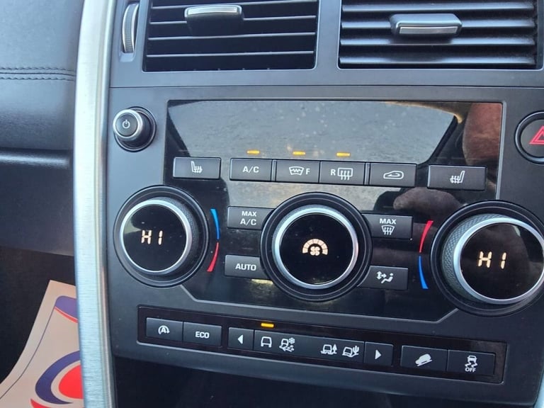 2016 Land Rover Discovery Sport 2.0 TD4 HSE SUV 5dr Diesel Auto 4WD Euro 6 (s/s) (180 ps) ESTATE ...