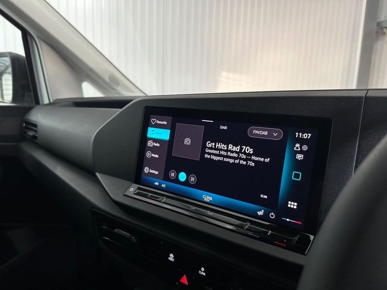 2024 74 VOLKSWAGEN CADDY MAXI 2.0 TDI C20 COMMERCE PANEL VAN 6DR DIESEL MANUAL L