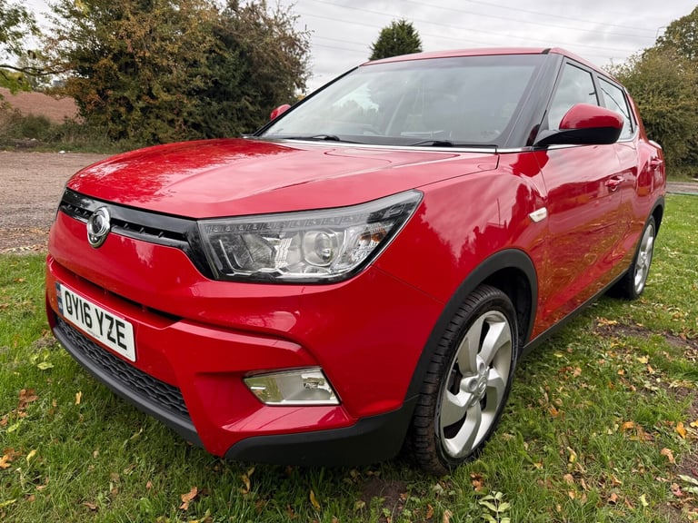 2016 16 SSANGYONG TIVOLI 1.6D EX FULL HISTORY MINT LEATHER MOT 10/26 PX SWAPS