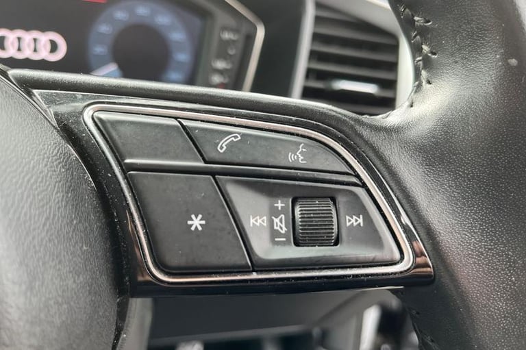 2020 Audi A1 25 TFSI Sport 5dr **Bluetooth, Lane Keeping System, Touchscreen, Speed Limi Hatchbac...