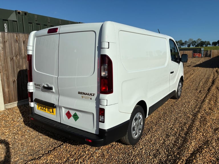 2022 Renault Trafic 2.0 dCi Blue SL28 Business+ L1 H1 Euro 6 (s/s) 5dr PANEL VAN Diesel Manual