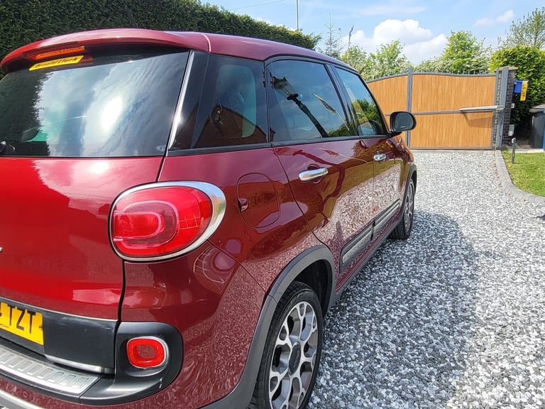 FIAT 500L TREKKING 1.4 PETROL 2 OWNER 77K FULL HISTORY IDEAL FAMILY VEHICLE 