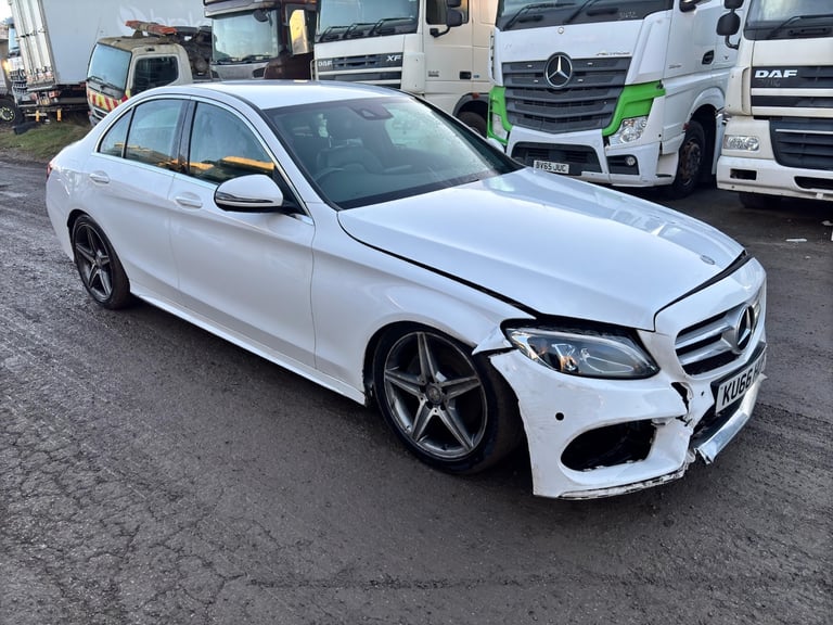 image for 2017 MERCEDES BENZ C CLASS C220 AMG LINE 2.1 DIESEL DAMAGED SALVAGE CAT N 
