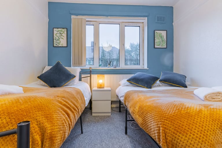 Beautiful 2 bedroom flat in Birmingham City Centre is available for Rent (B16 8)