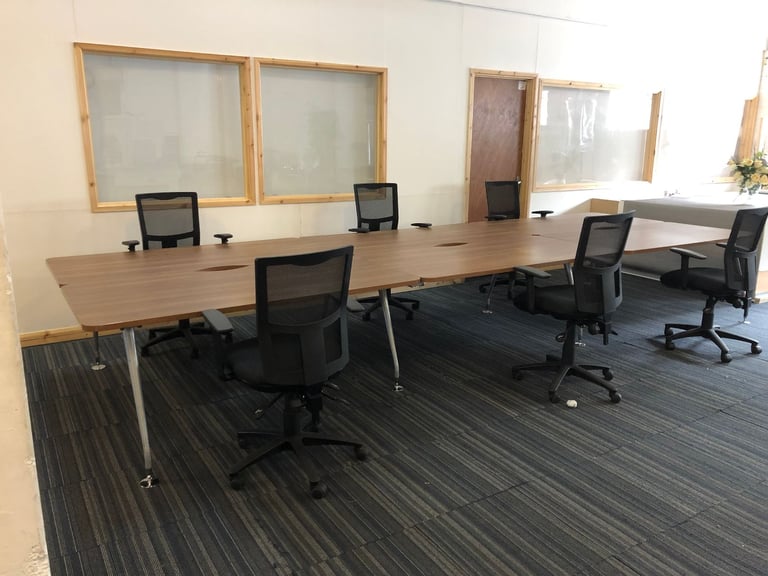Brown wood walnut 6 Pod Office Call centre Hot desk Bench Desks Tables