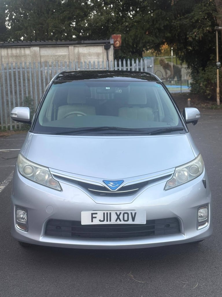 Toyota Estima Hybrid 2011