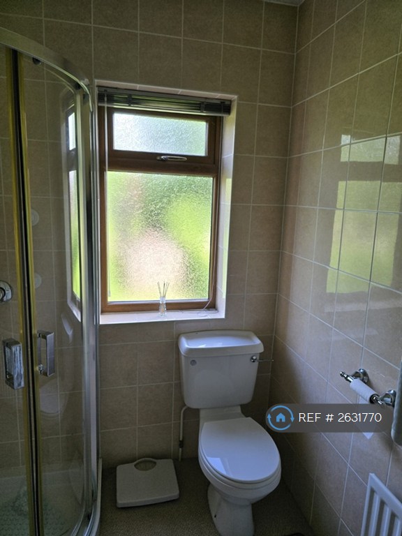 2 bedroom house in Greyswood Road, Stoke-On-Trent, ST4 (2 bed) (#2631770)