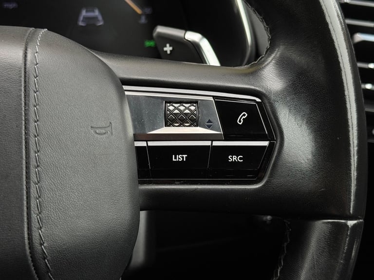 2019 DS Automobiles DS 7 Crossback 1.6 PureTech GPF Prestige Crossback EAT8 Euro 6 (s/s) 5dr MPV ...