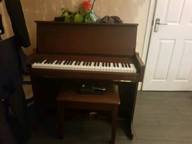 Digital PIANO & PIANO Stool - £150 O.N.O