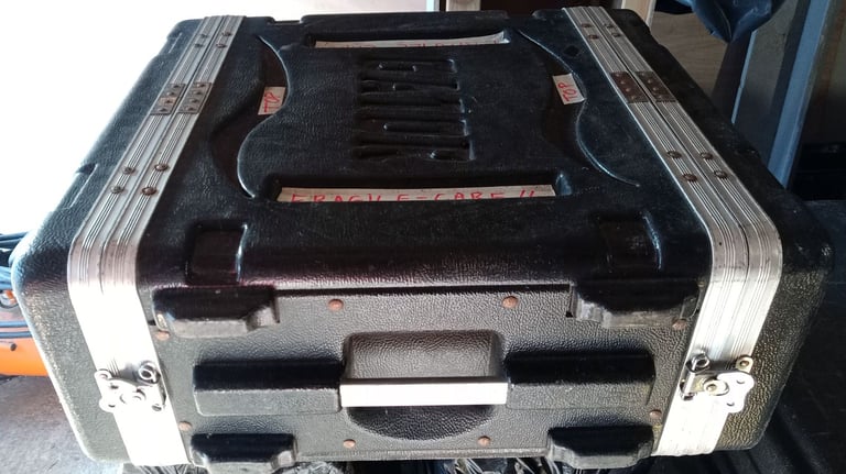 image for Gator cases 4U 19"lightweight polyethylene construction