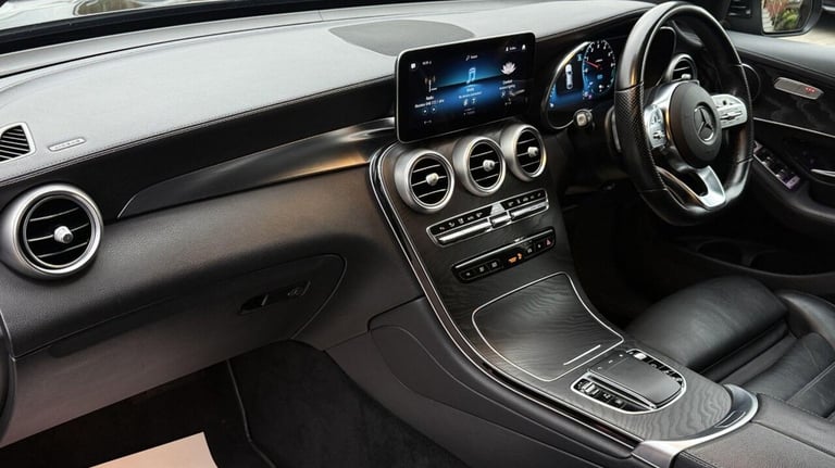 2021 Mercedes-Benz GLC 2.0 GLC300de 13.5kWh AMG Line (Premium) Coupe G-Tronic+ 4MATIC Euro 6 (s/s...