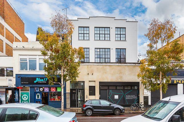  Happy to offer this beautiful studio apartment with large in Holloway Road, Islington, N7-Ref: 837