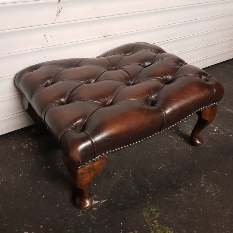 image for Brown Leather Chesterfield Ottomon Footstool with Storage -Excellent Condition