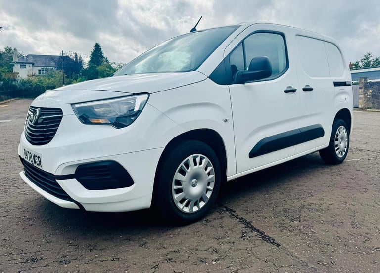 VAUXHALL COMBO 1.6 Turbo D 2300 Sportive 2020