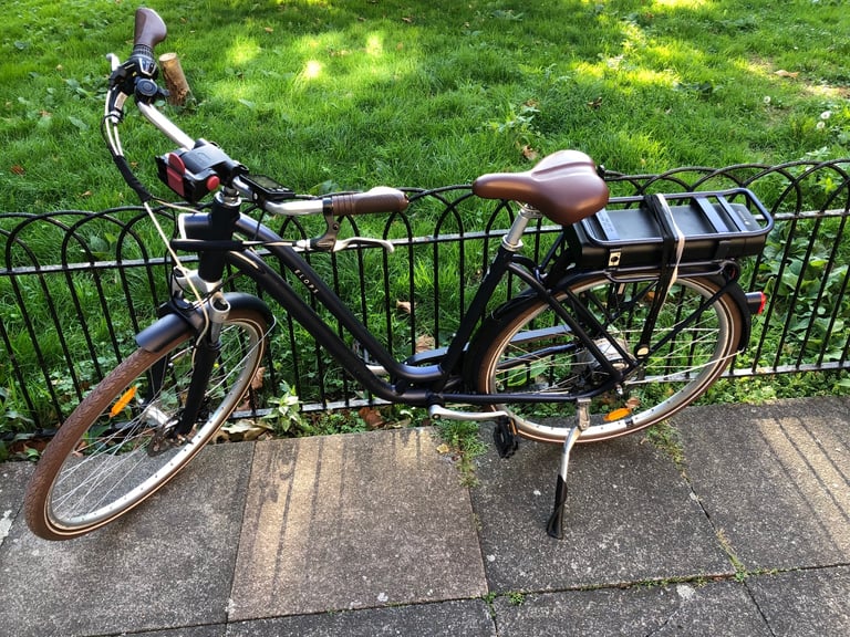 Lovely Adult Electric City Bike Bicycle 36V Battery Elops in very good condition 