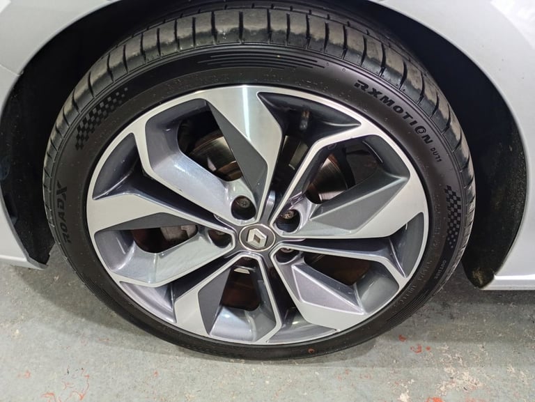2016 Renault Megane 1.6 dCi Signature Nav Hatchback 5dr Diesel Manual Euro 6 (s/s) (130 ps) Hatch...