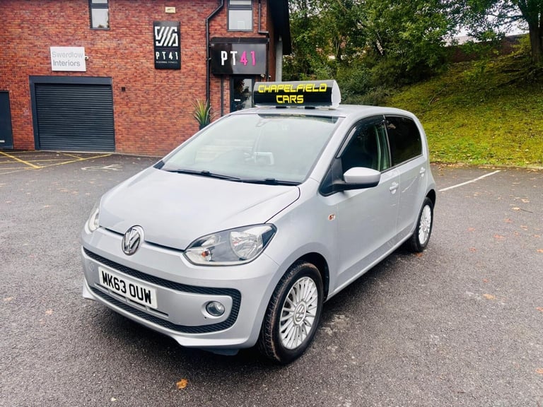 VOLKSWAGEN UP 1.0 High up! 2013