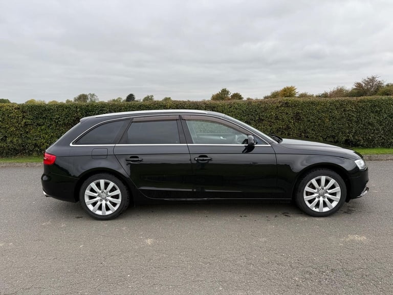 2025 Audi A4 S Line Estate PETROL Manual