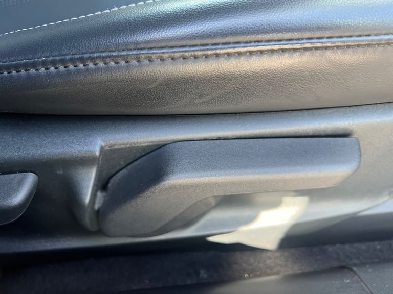 2022 Ford Mustang Mach-E 5Dr Standard Range 2WD Auto Estate Electric Automatic