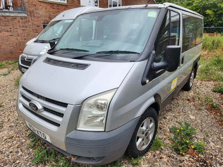 2011 Ford Transit Low Roof 8 Seater Limited TDCi 115ps MPV Diesel Manual