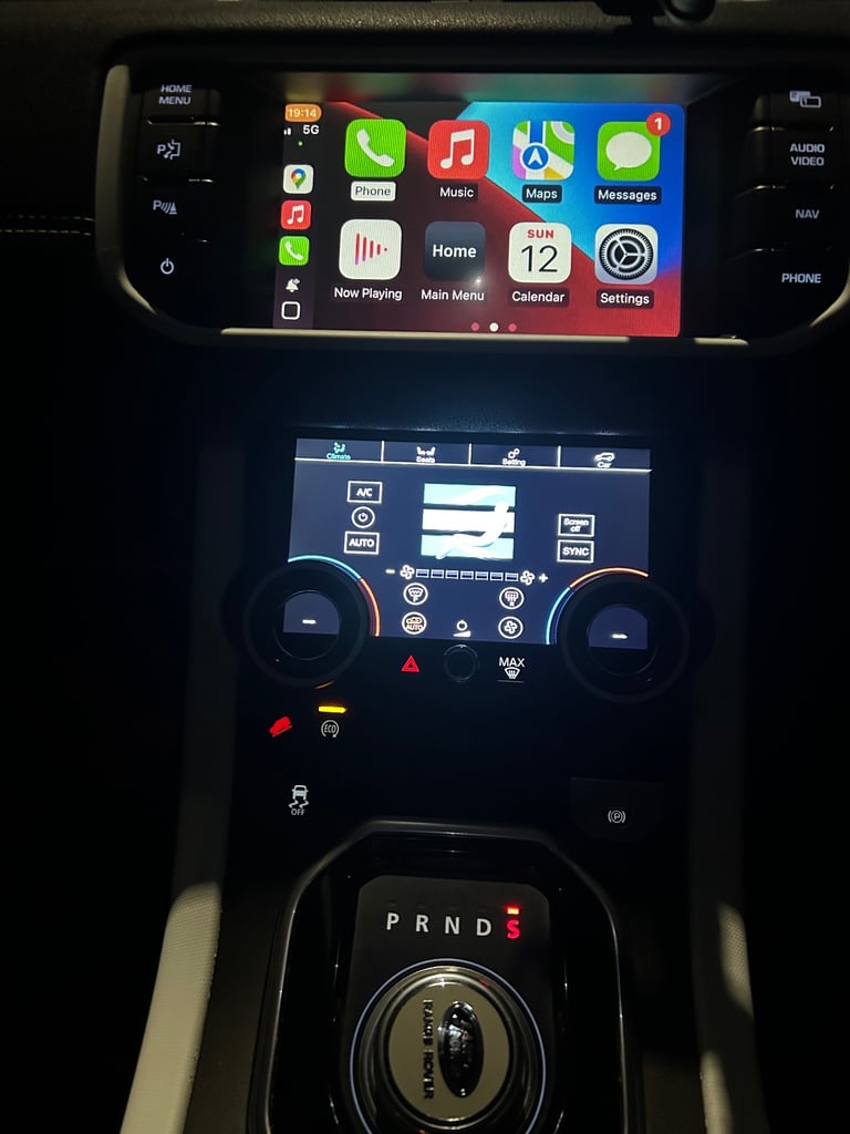 Range Rover Evoque SD4 Dynamic LUX , 64 plate, Full MOT, Full Service History, 24 months Warranty, 