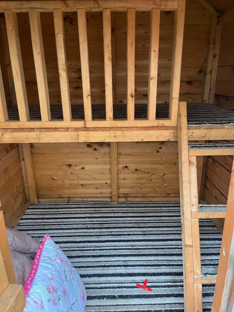 Kids playhouse