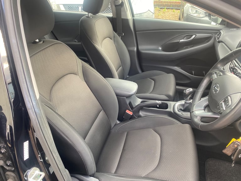 2017 Hyundai i30 1.0 T-GDi Blue Drive SE Nav Hatchback 5dr Petrol Manual Euro 6