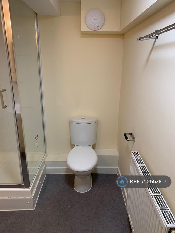 1 bedroom flat in Pembury Road, Tonbridge, TN9 (1 bed) (#2662107)