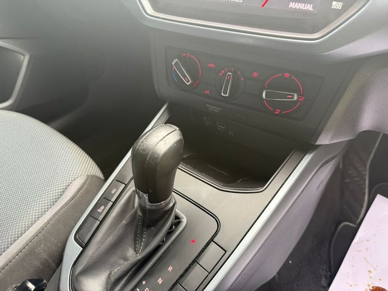 2019 69 SEAT ARONA 1.0 TSI GPF SE TECHNOLOGY SUV 5DR PETROL DSG EURO 6 (S/S) (11