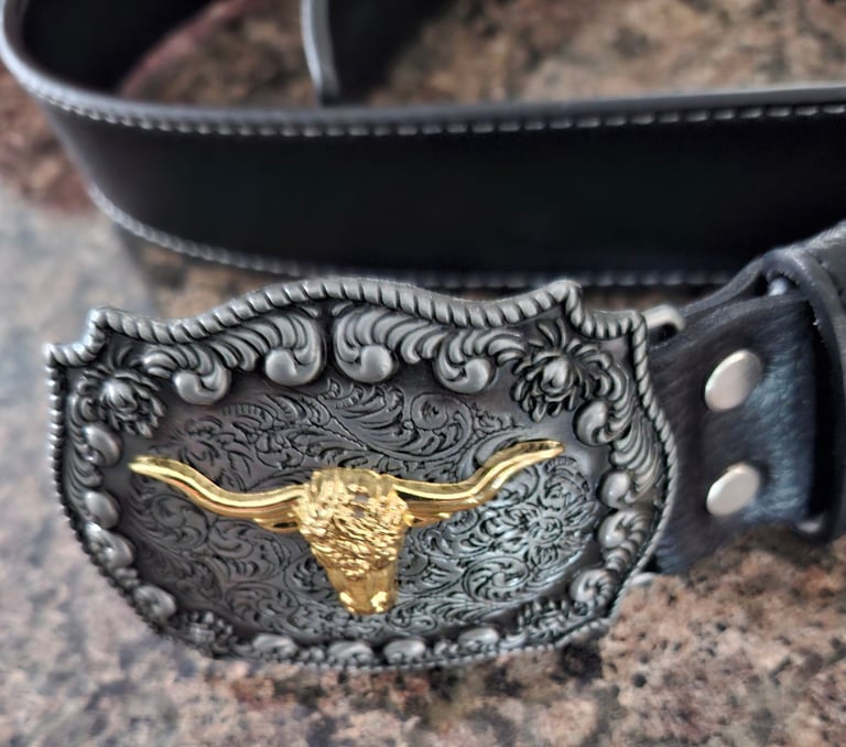 2 x MEN'S LEATHER BELTS