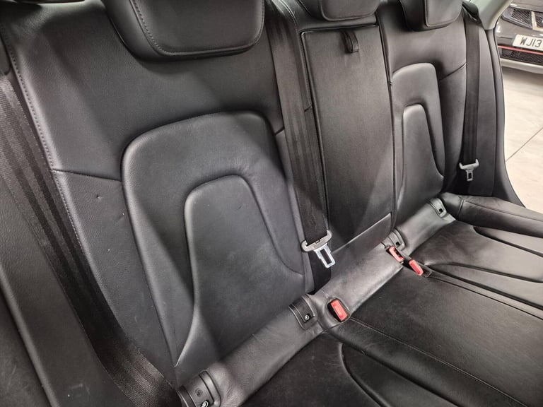 2013 Audi A4 2.0 TDI SE Technik Euro 5 (s/s) 4dr SALOON Diesel Manual