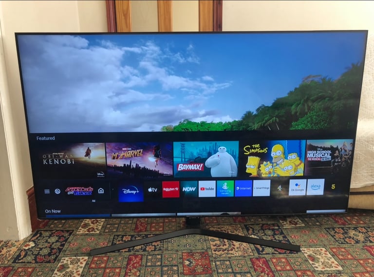 SAMSUNG UE43TU8500 43 Inch Smart 4K Ultra HD HDR LED TV with Bixby, Alexa & Google Assistant