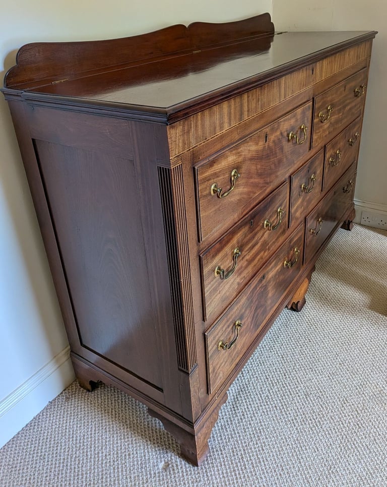 image for Antique oak mule chest of drawers . Georgian