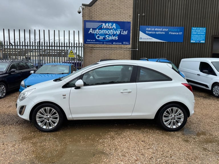 2013 Vauxhall Corsa 1.4 16V SE Euro 5 3dr HATCHBACK Petrol Manual