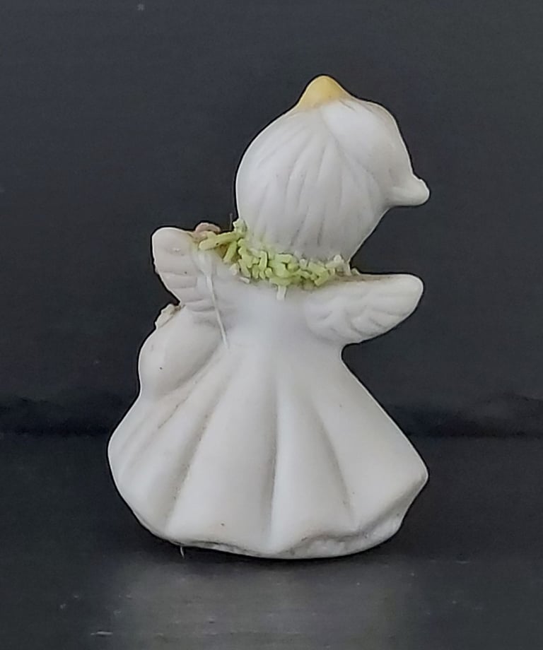 Bond Ware Bone China Miniature Figurine 4.5 cm Tall