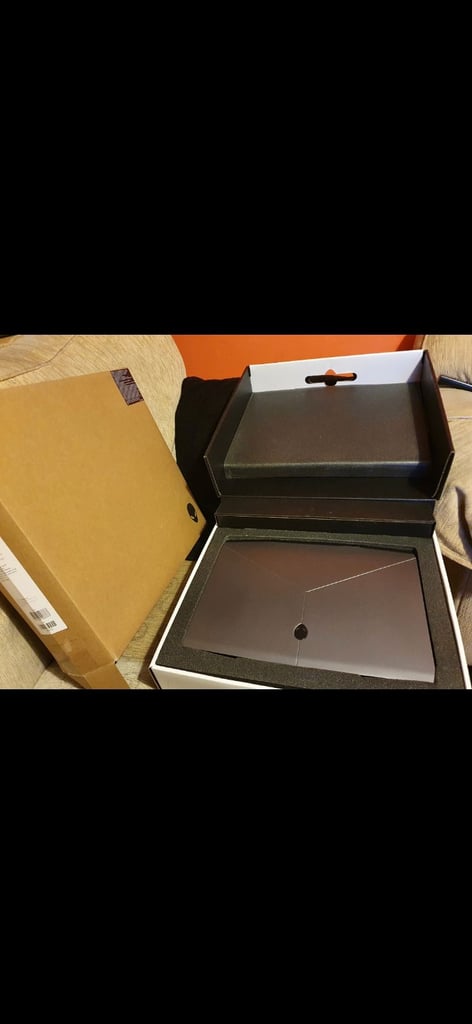 Alienware m15