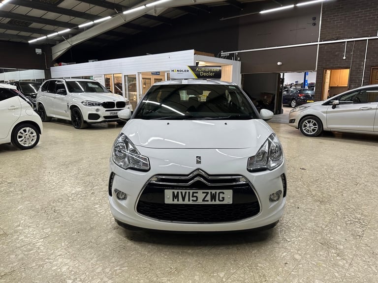 2015 Citroen DS3 1.2 PureTech Dsign 3dr HATCHBACK Petrol Manual