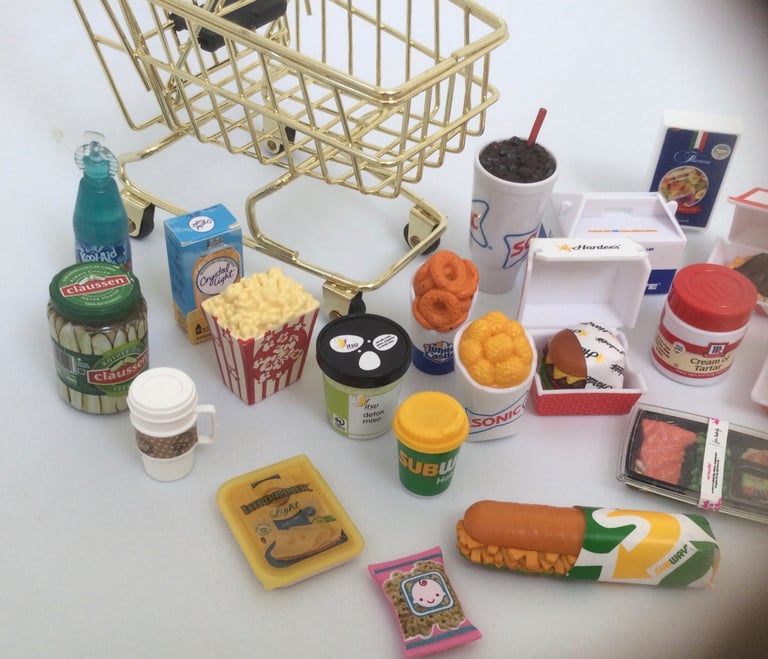 Zuru Mini Brands food carry out bundle with mini gold shopping trolley excellent cond