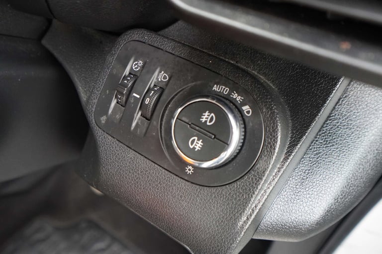 2022 Vauxhall Combo 1.5 Combo 2300 Sportive L2 LWB + 3 Seater + Twin Slider + Top Spec Van Panel ...