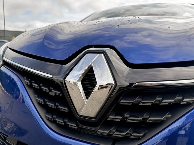 2021 Renault Clio 1.6 E-TECH Hybrid 140 Iconic 5dr Auto HATCHBACK PETROL/ELECTRIC Automatic