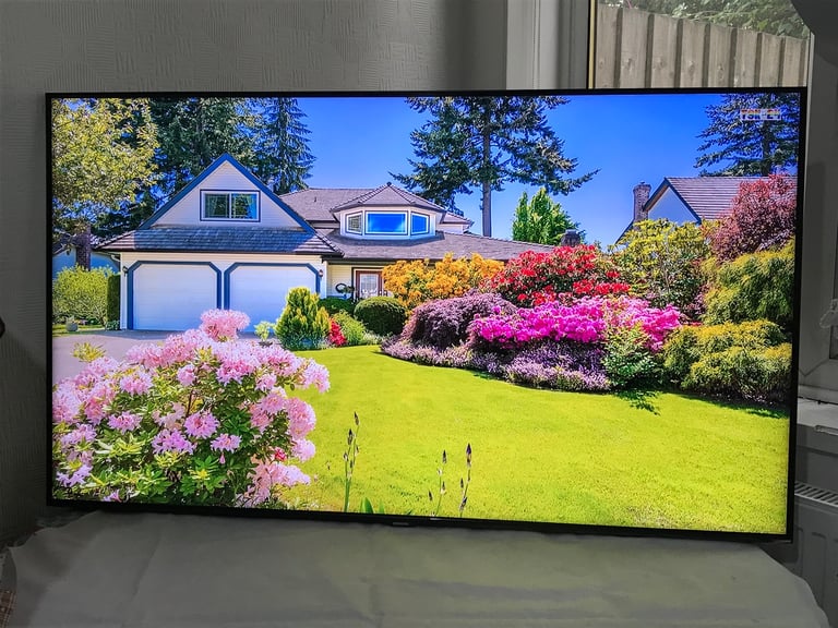 SAMSUNG 50 inch Smart slim 4K crystal UHD HDR LED TV Wi-Fi -freeview-great condition