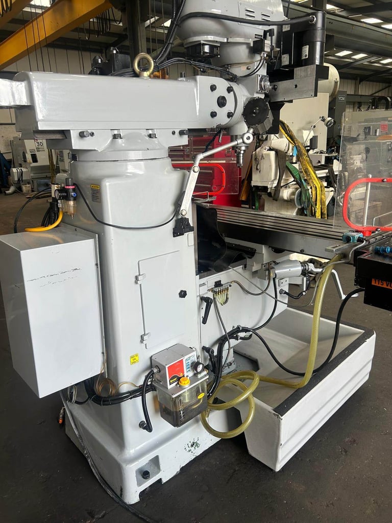 XYZ SMX 3000 CNC 3 AXIS TURRET MILLING MACHINE YEAR 2012