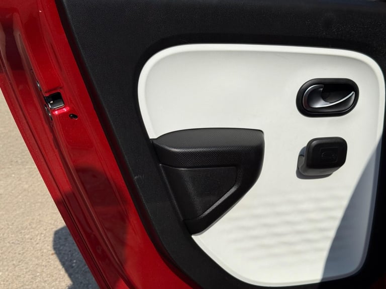 2015 Renault Twingo 1.0 SCe Play Euro 6 5dr Petrol