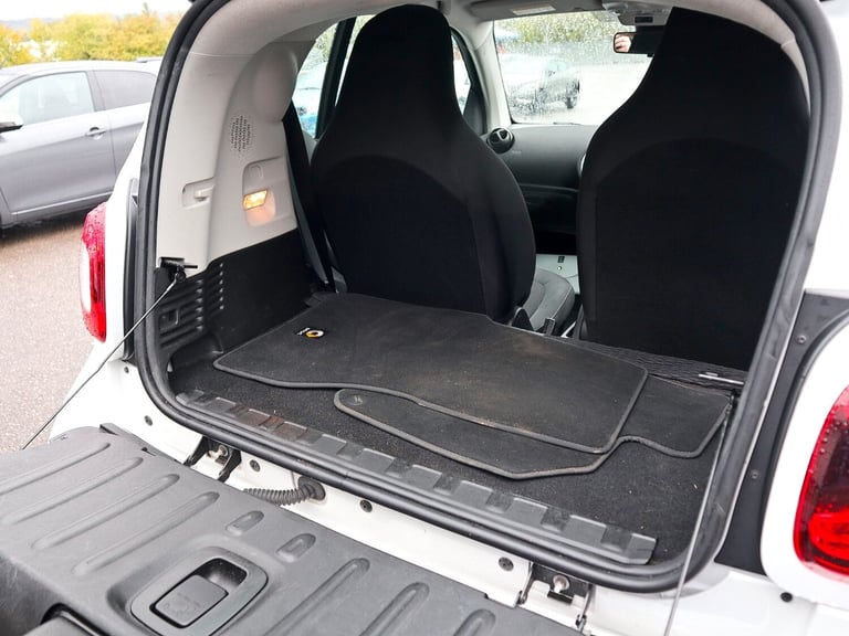 2019 smart fortwo 1.0 Passion 2dr Auto COUPE PETROL Automatic