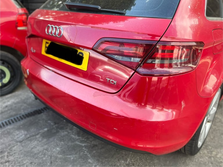 AUDI A3 8V HATCHBACK 5DR RED LY3J 2013-17 FOR BREAKING
