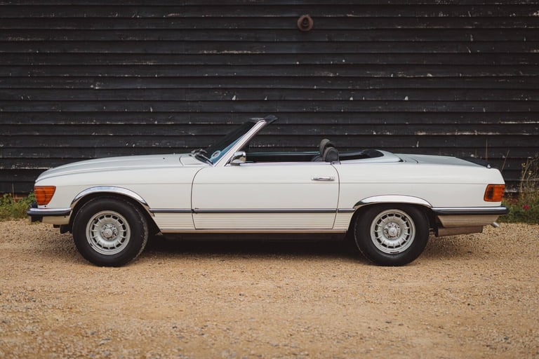 1975 Mercedes-Benz 450 SL  PETROL Automatic