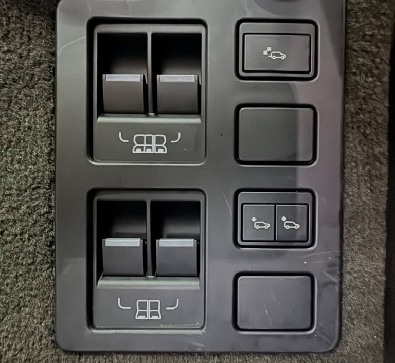 2018 Land Rover Discovery 2.0 SD4 HSE Auto 4WD Euro 6 (s/s) 5dr ESTATE Diesel Automatic